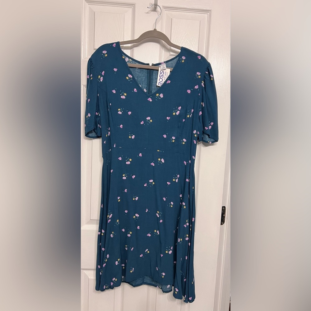NWT Unbranded Floral Summer Dress Size Large